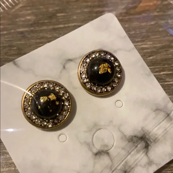 Black Crystal Earrings - Picture 3 of 3